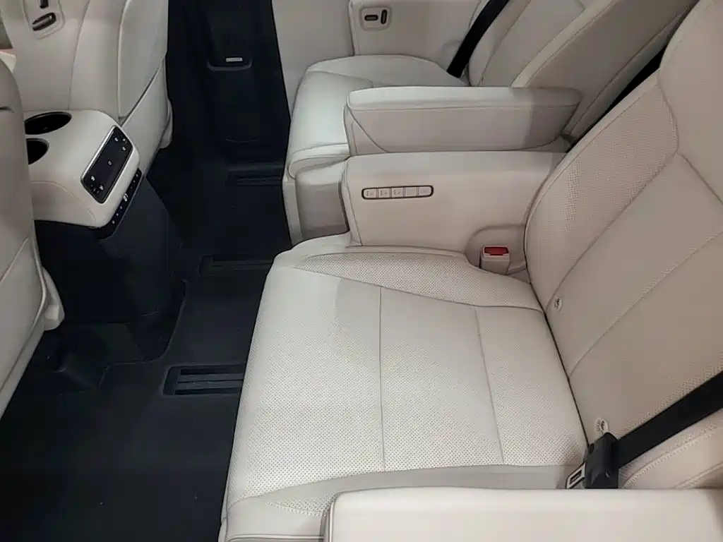 Li Auto Li MEGA — миниатюра 17