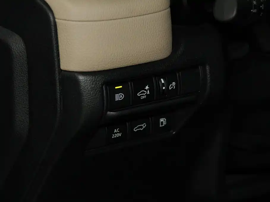 Toyota Prado — миниатюра 22