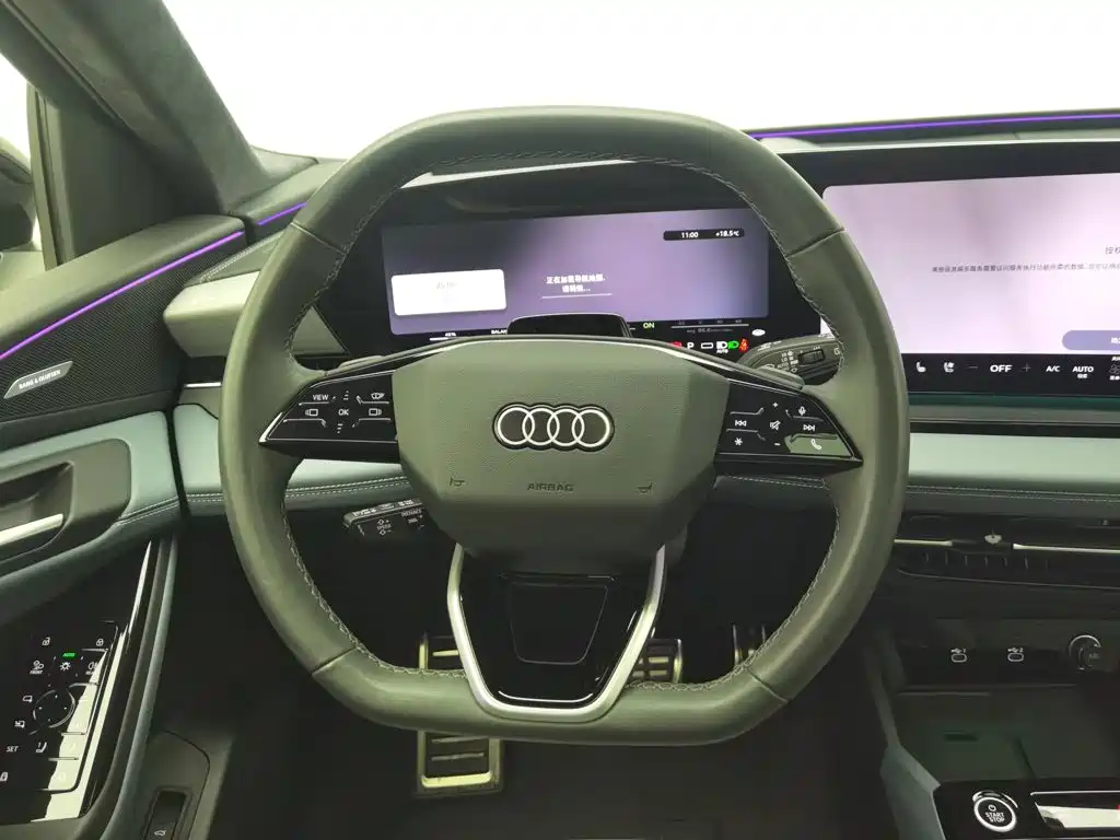 Audi Q6L e-tron — миниатюра 11