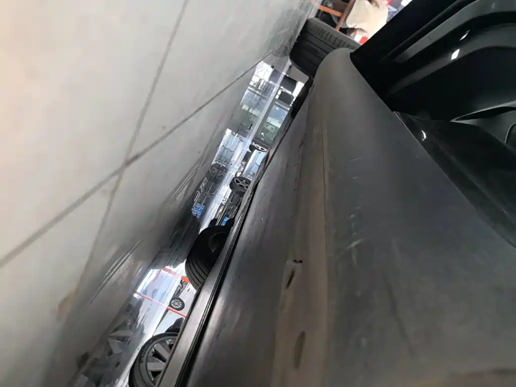 Tesla Model Y — миниатюра 22