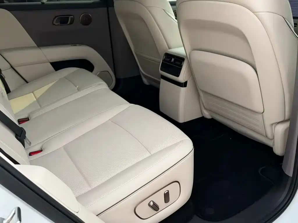 Li Auto Li i6 — миниатюра 8