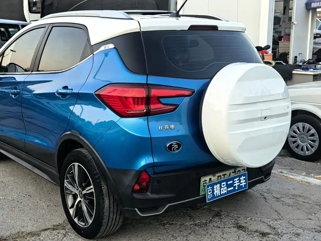BYD Yuan EV — миниатюра 4