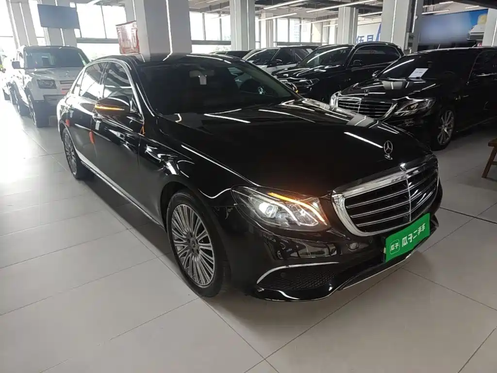 Mercedes-Benz E-Class — миниатюра 4