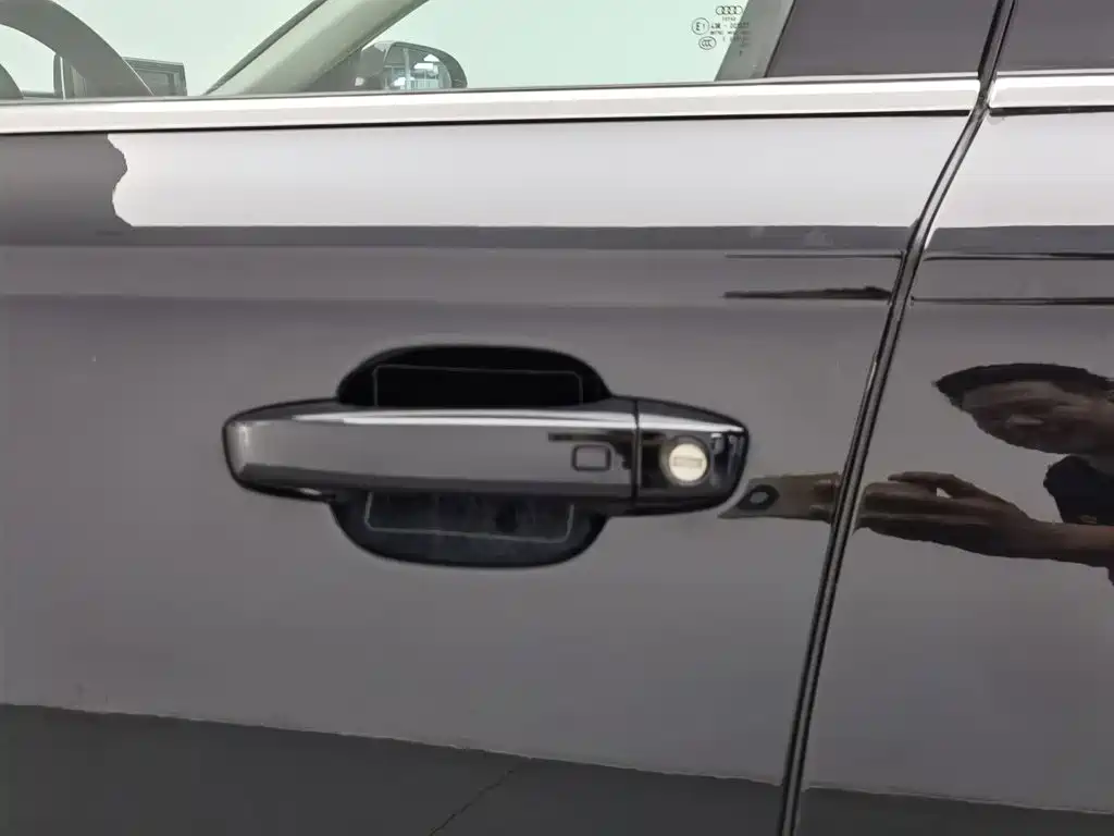 Audi A6L — миниатюра 18