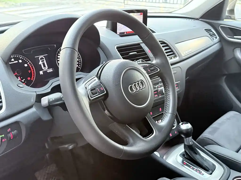 Audi Q3 — миниатюра 8