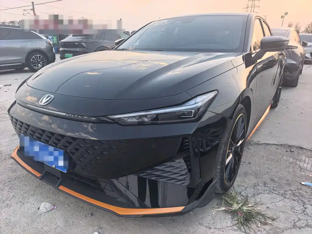 Changan UNI-V