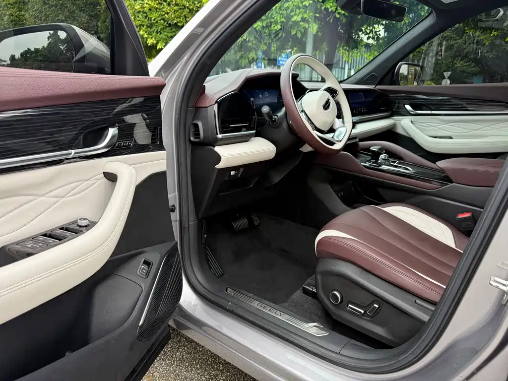Geely Xingyue L — миниатюра 9