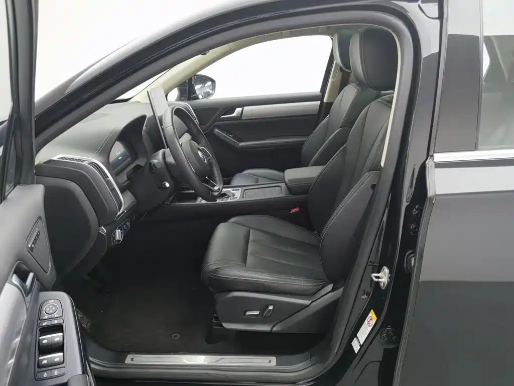 BYD Tang — миниатюра 10