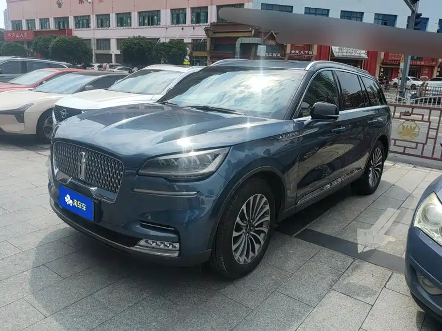 Lincoln Aviator (Import)