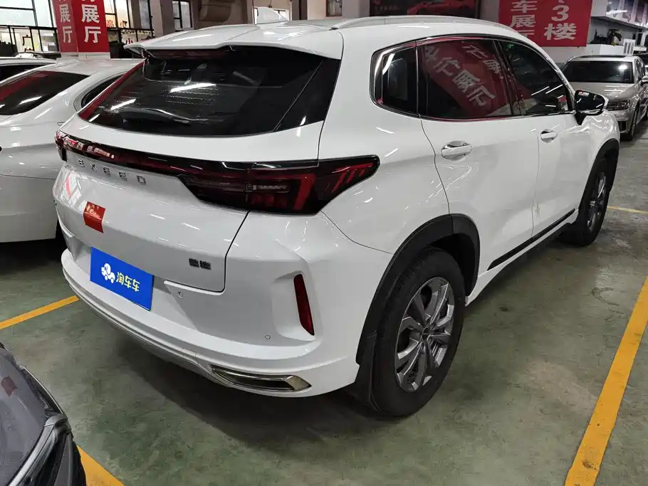 Exeed Zhaofeng — миниатюра 3