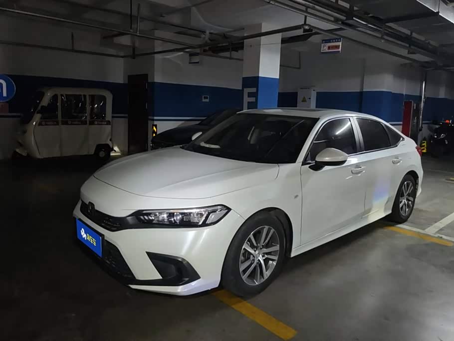 Honda Civic 1.5 л 2022 г. Белый, пробег 35600 км