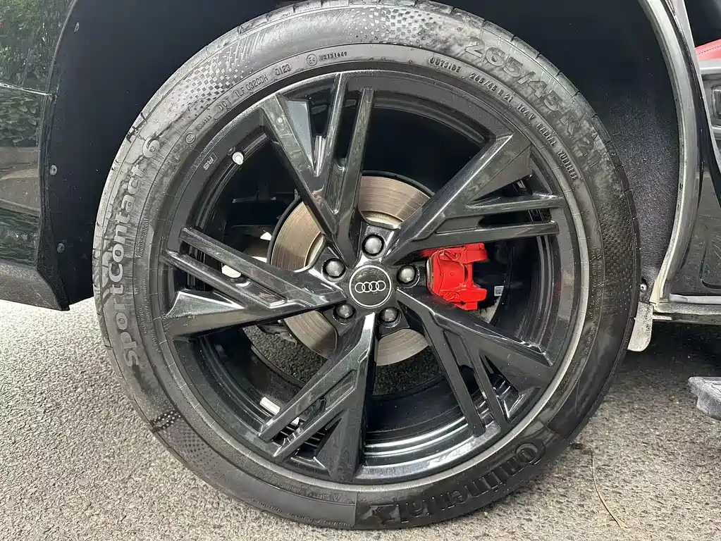 Audi Q6 2024 45 TFSI quattro 6 мест