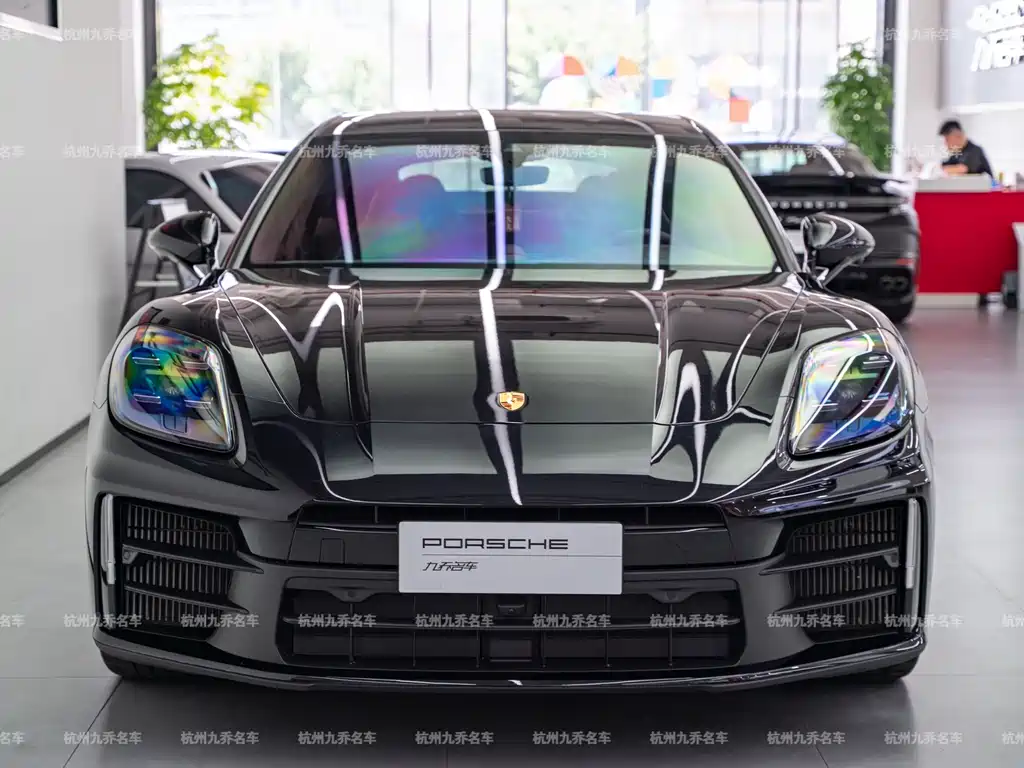 Porsche Panamera — миниатюра 2