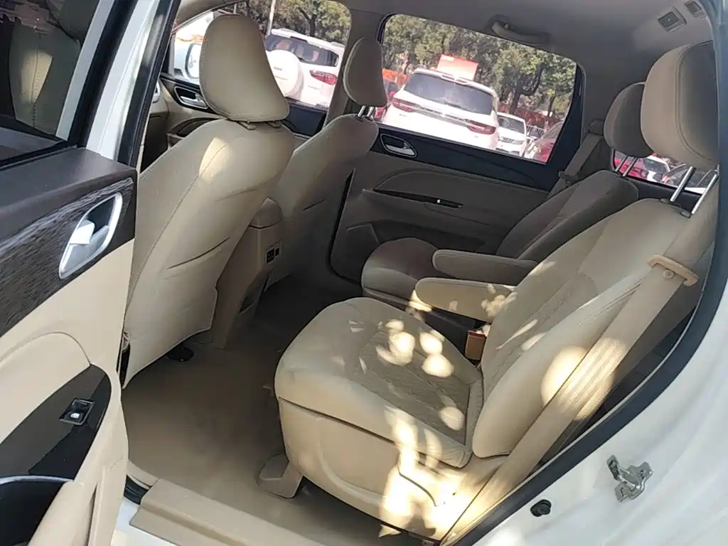 Baojun 730 — миниатюра 17