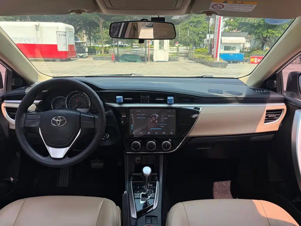 Toyota Corolla — миниатюра 7