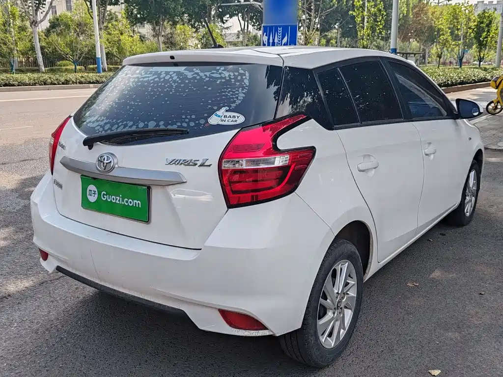 Toyota Yaris L — миниатюра 7