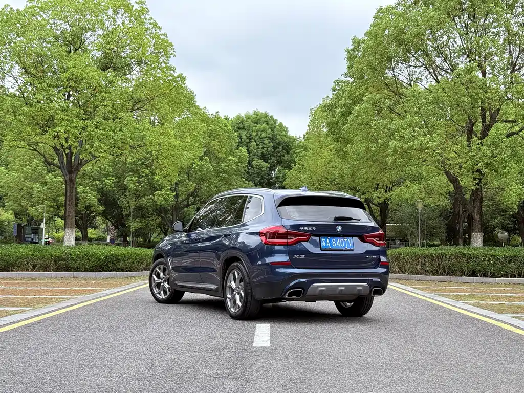 BMW X3 — миниатюра 6