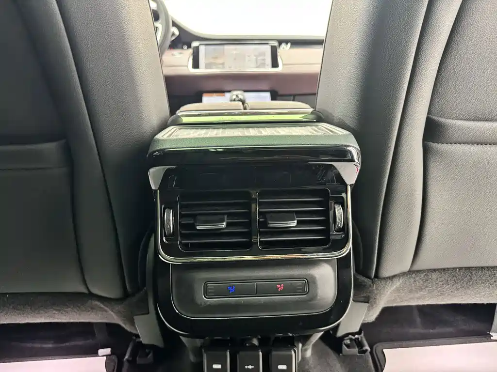 Land Rover Evoque — миниатюра 20