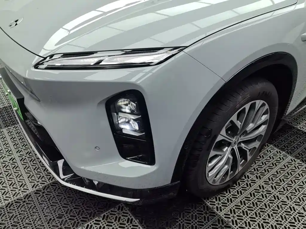 NIO ES6 — миниатюра 24