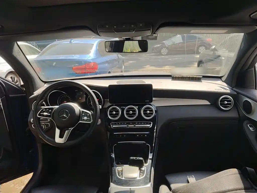 Mercedes-Benz GLC — миниатюра 10