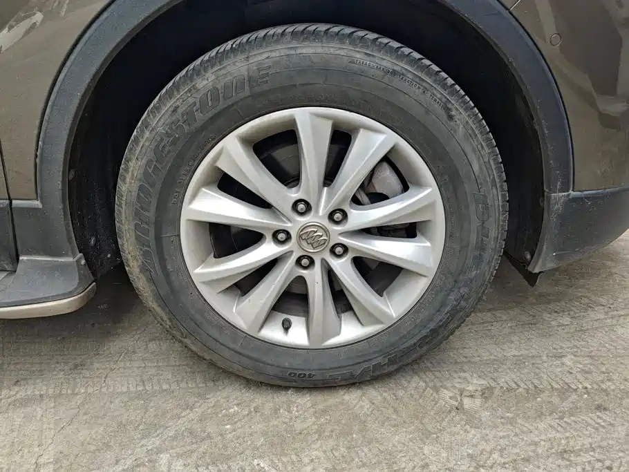 Buick Envision Plus — миниатюра 5