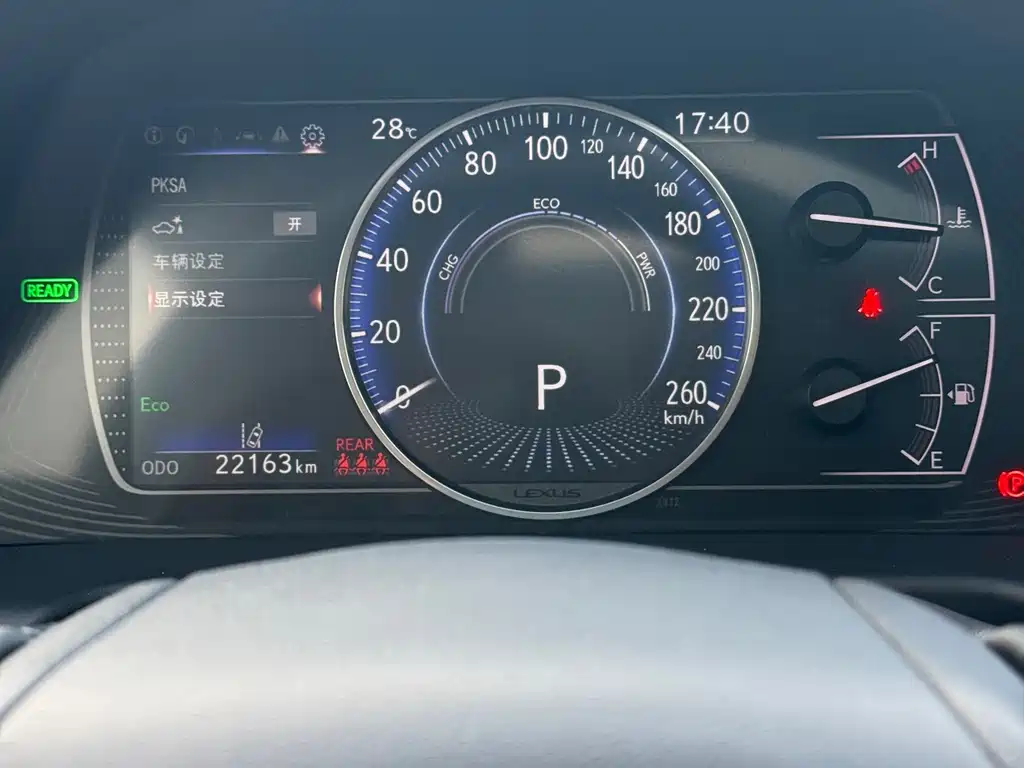 Lexus ES — миниатюра 10
