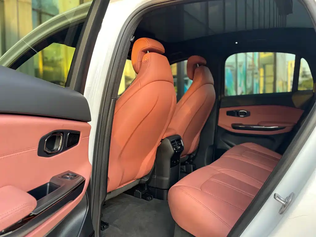 NIO EC6 — миниатюра 11