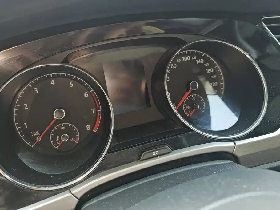 Volkswagen Touran — миниатюра 14