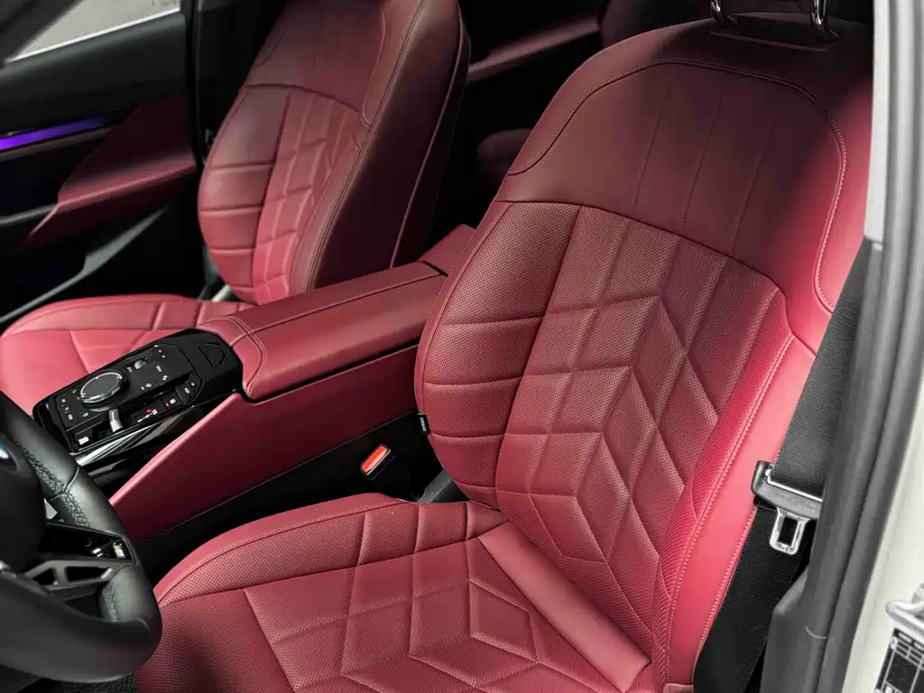 BMW 5 Series — миниатюра 9