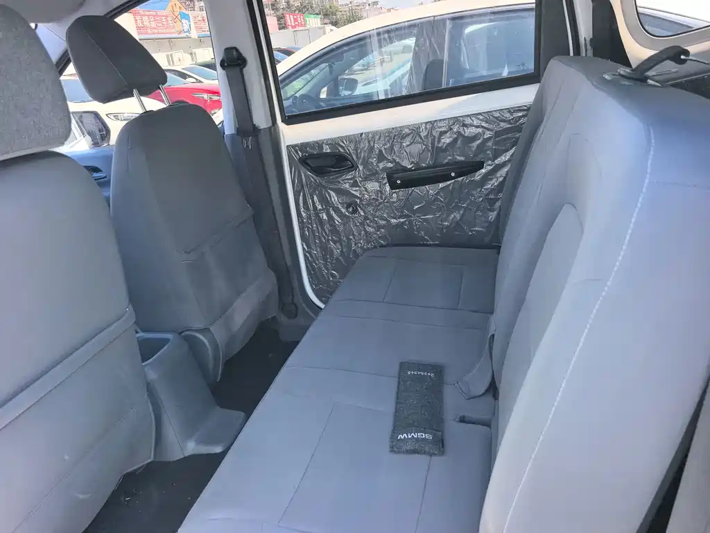 Wuling Hongguang EV — миниатюра 12