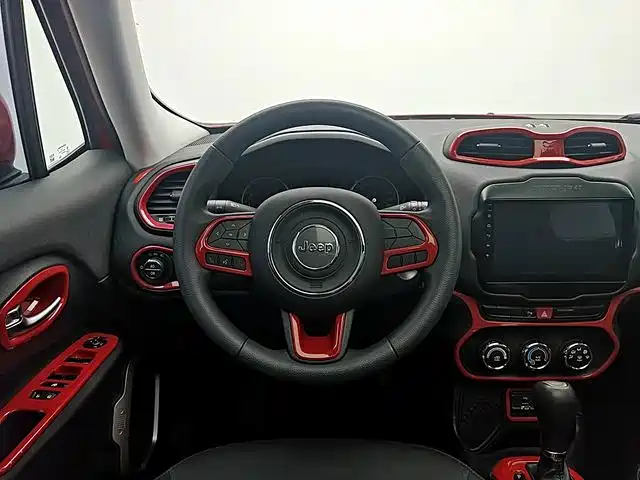 Jeep Renegade — миниатюра 10