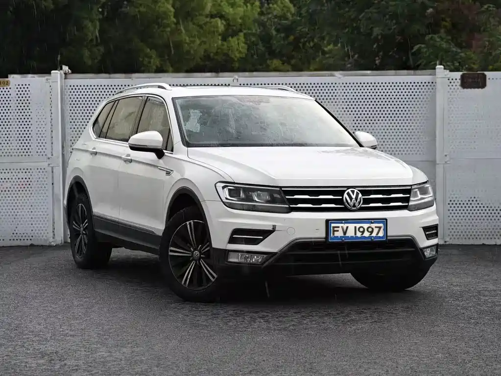 Volkswagen Tiguan L — миниатюра 10