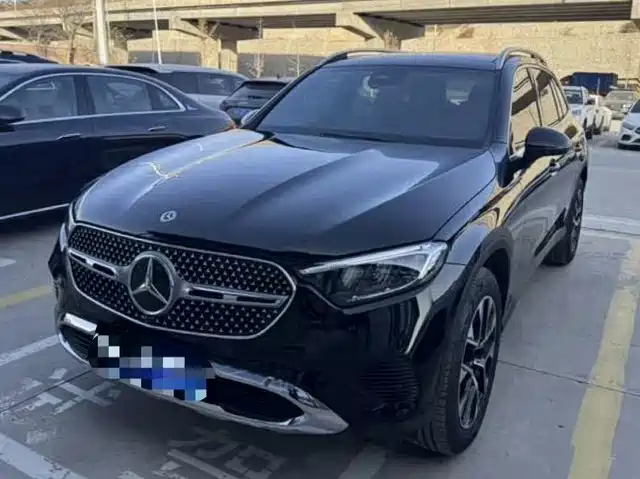MERCEDES BENZ GLC