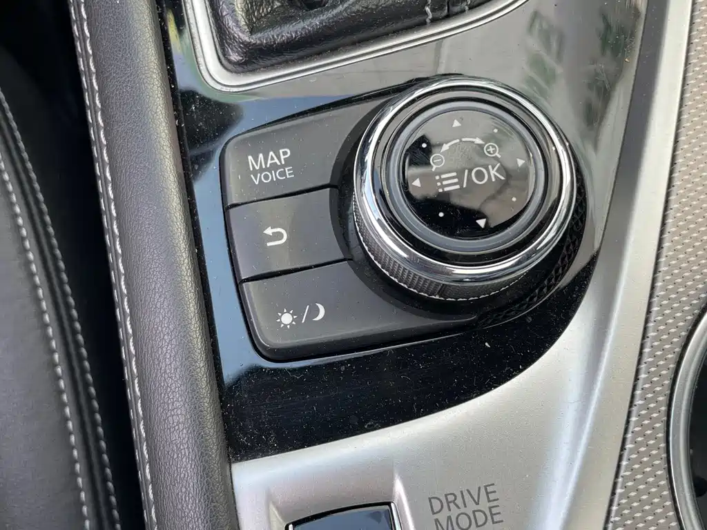 Infiniti Q50L — миниатюра 15