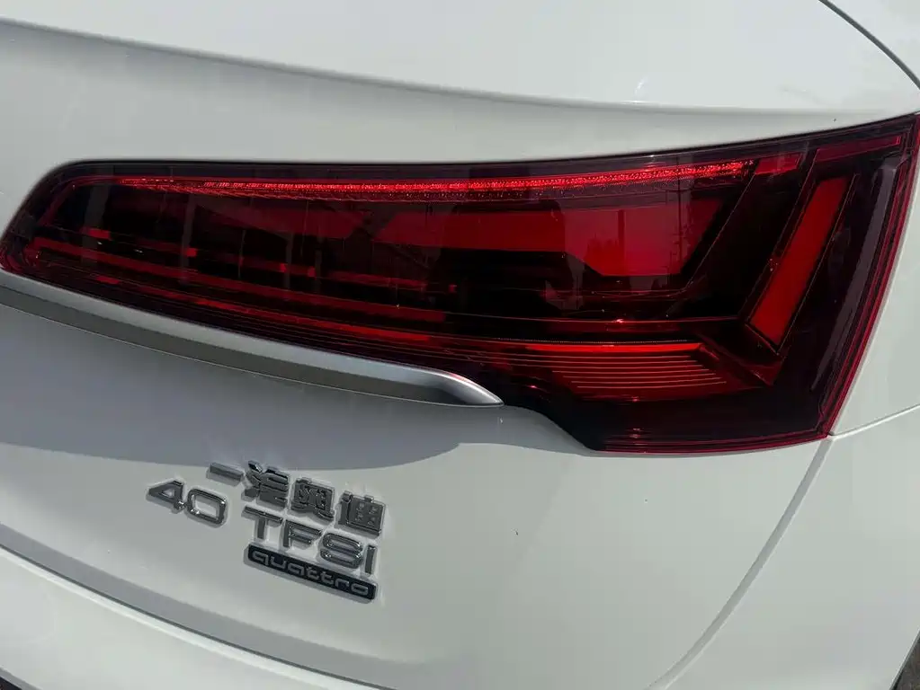 Audi Q5L — миниатюра 14