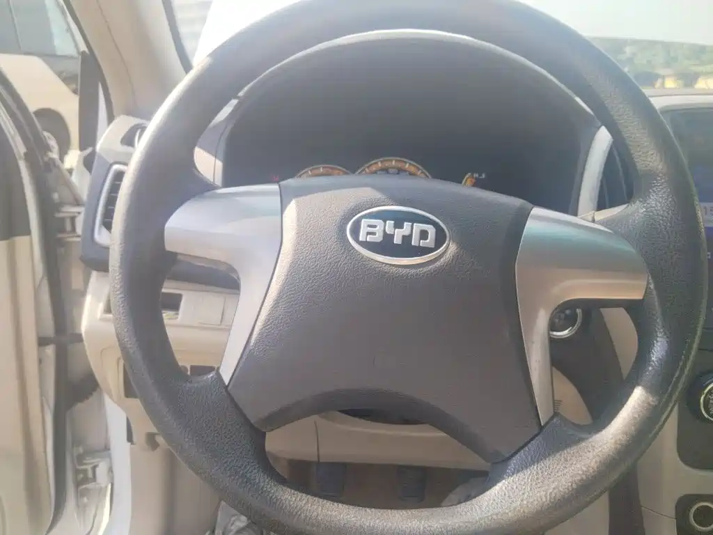 BYD F3 — миниатюра 11
