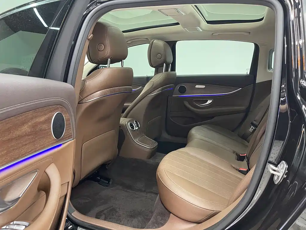 Mercedes-Benz E-Class New Energy — миниатюра 14