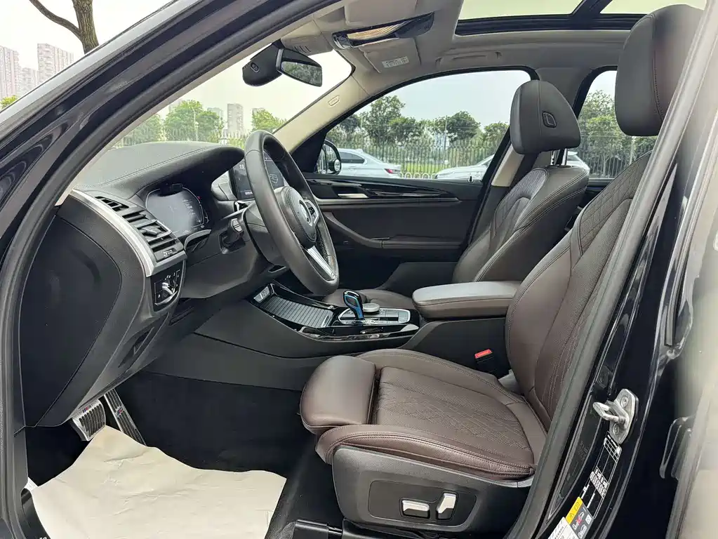 BMW iX3 2022 Lead
