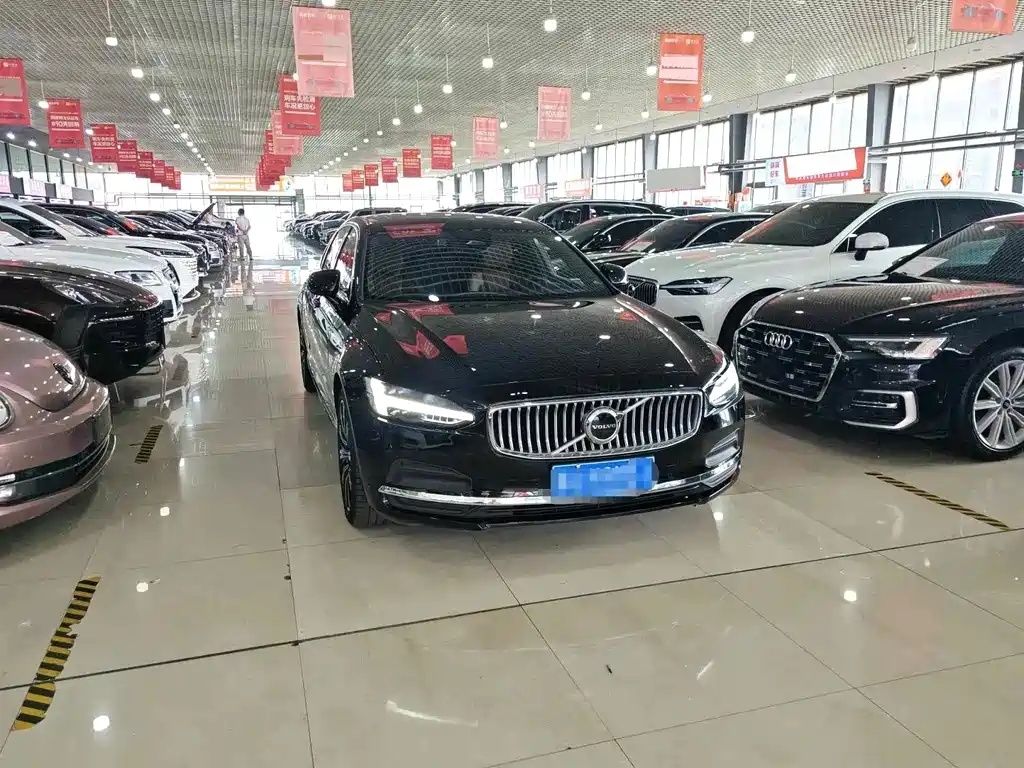 Volvo S90 — миниатюра 3