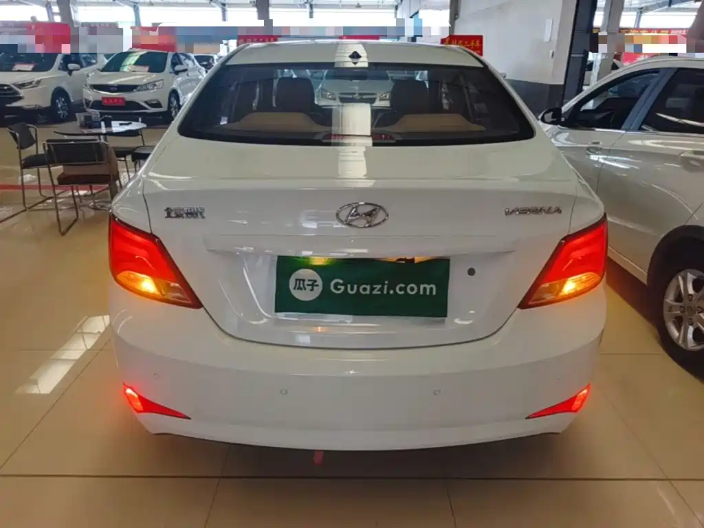 Hyundai Verna — миниатюра 6