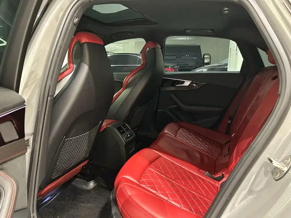Audi S4 — миниатюра 6