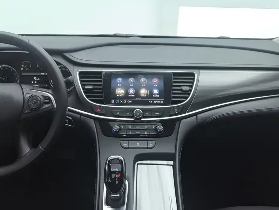 Buick LaCrosse — миниатюра 13