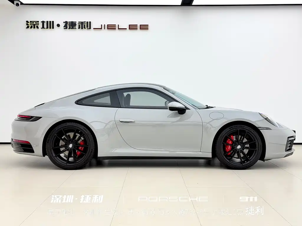 Porsche 911 2022 Carrera 3.0T