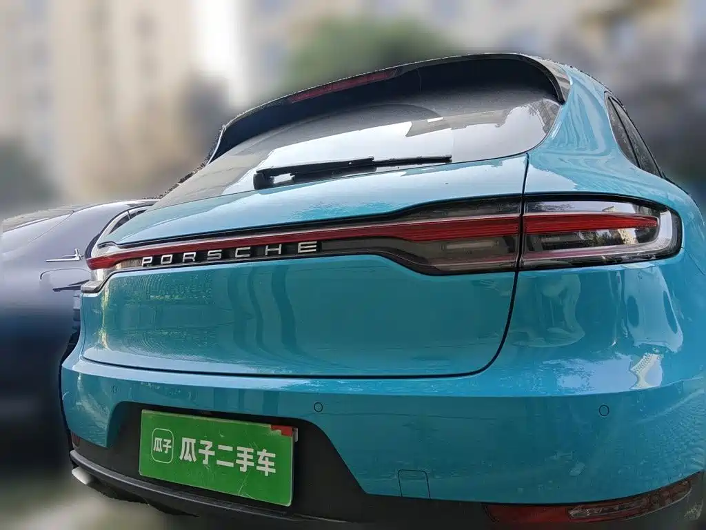 Porsche Macan — миниатюра 3