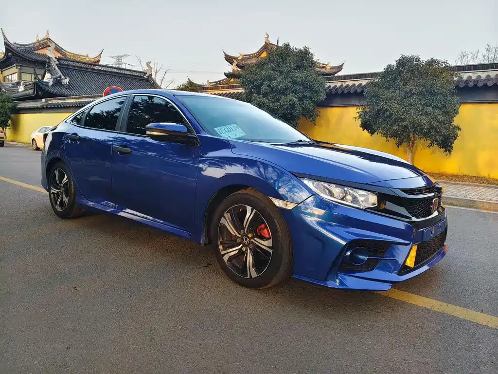 Honda Civic — миниатюра 6