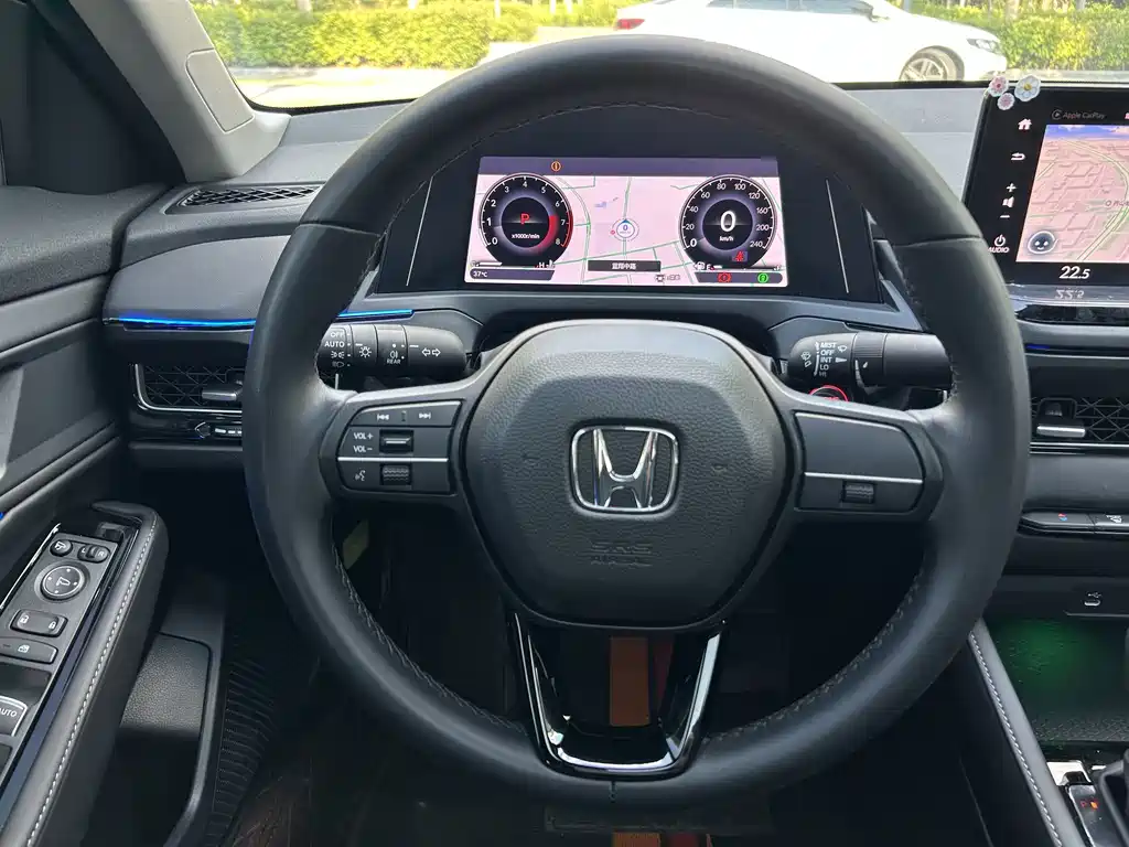 Honda Inspire — миниатюра 7