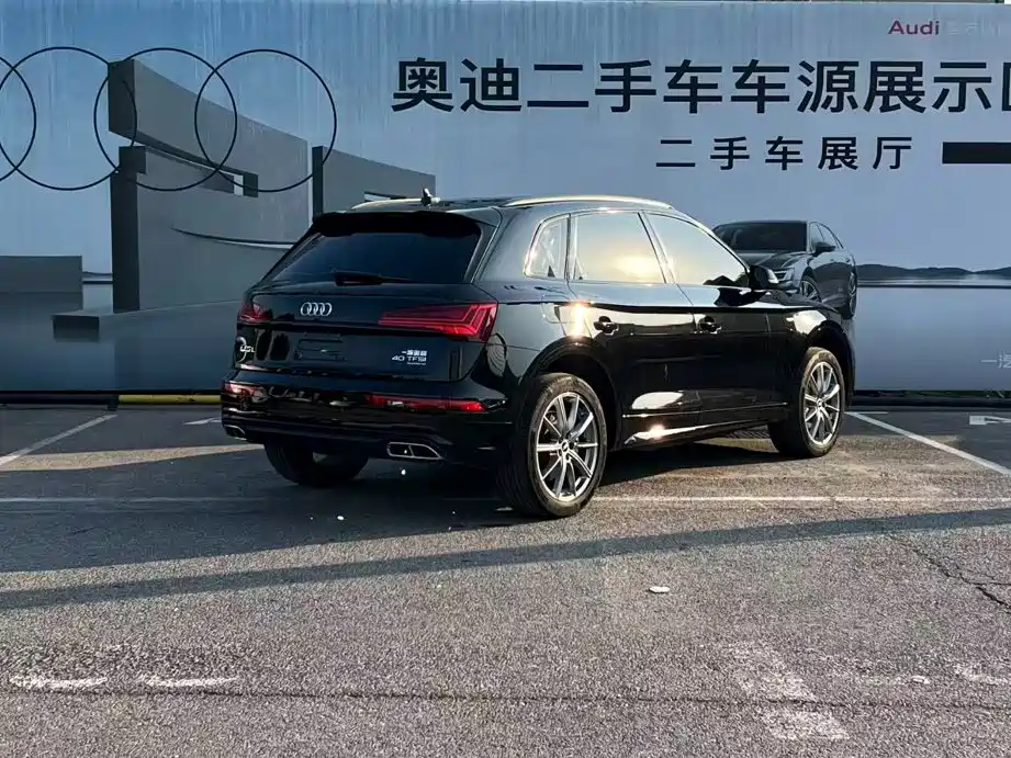 Audi Q5L — миниатюра 5
