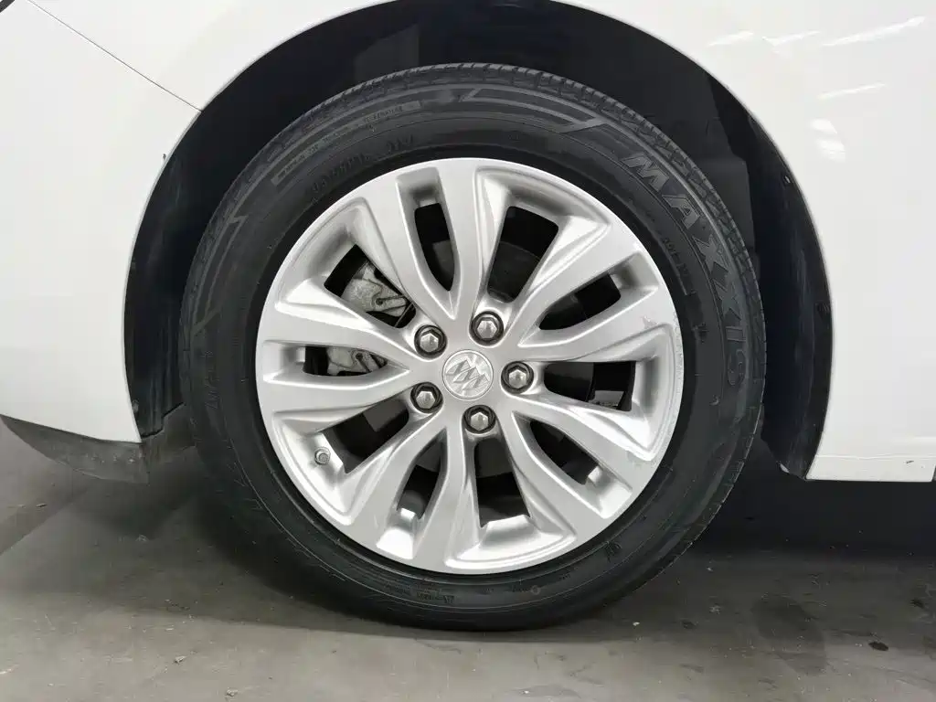 Buick Excelle — миниатюра 17