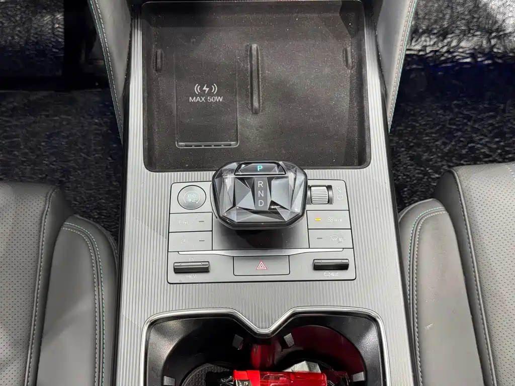BYD L DM-i — миниатюра 14