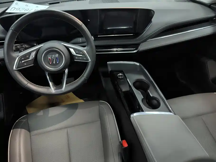 Buick E5 — миниатюра 12